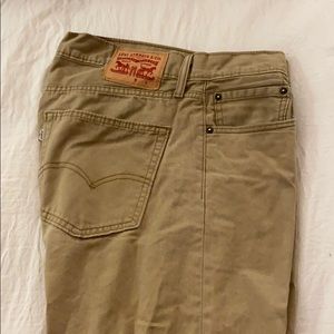 Levi’s Khaki jeans